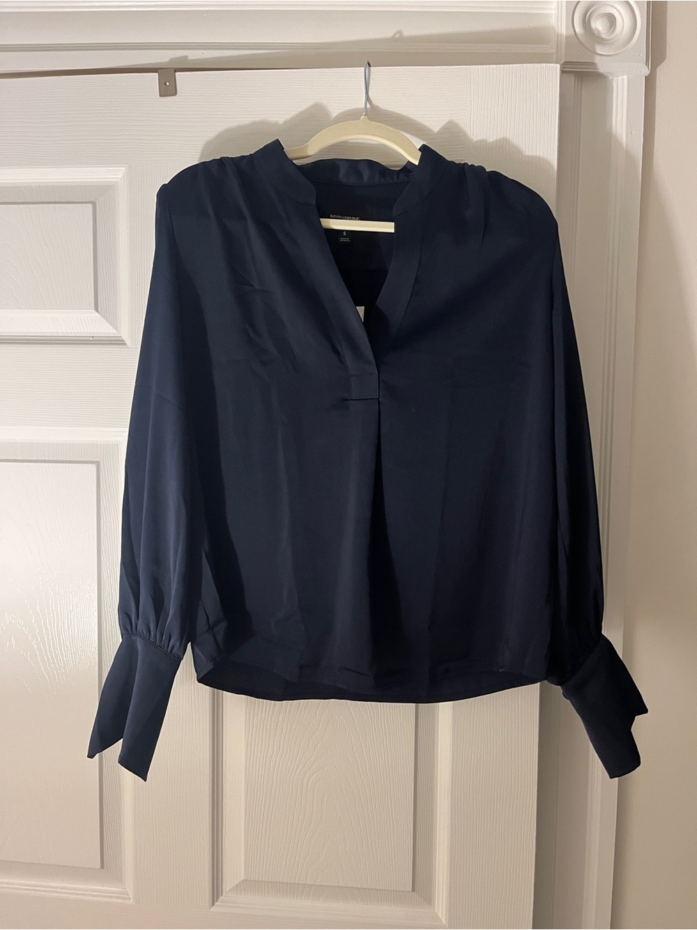 Banana Republic Satin Classic Navy V-Neck Long-Sleeve Blouse